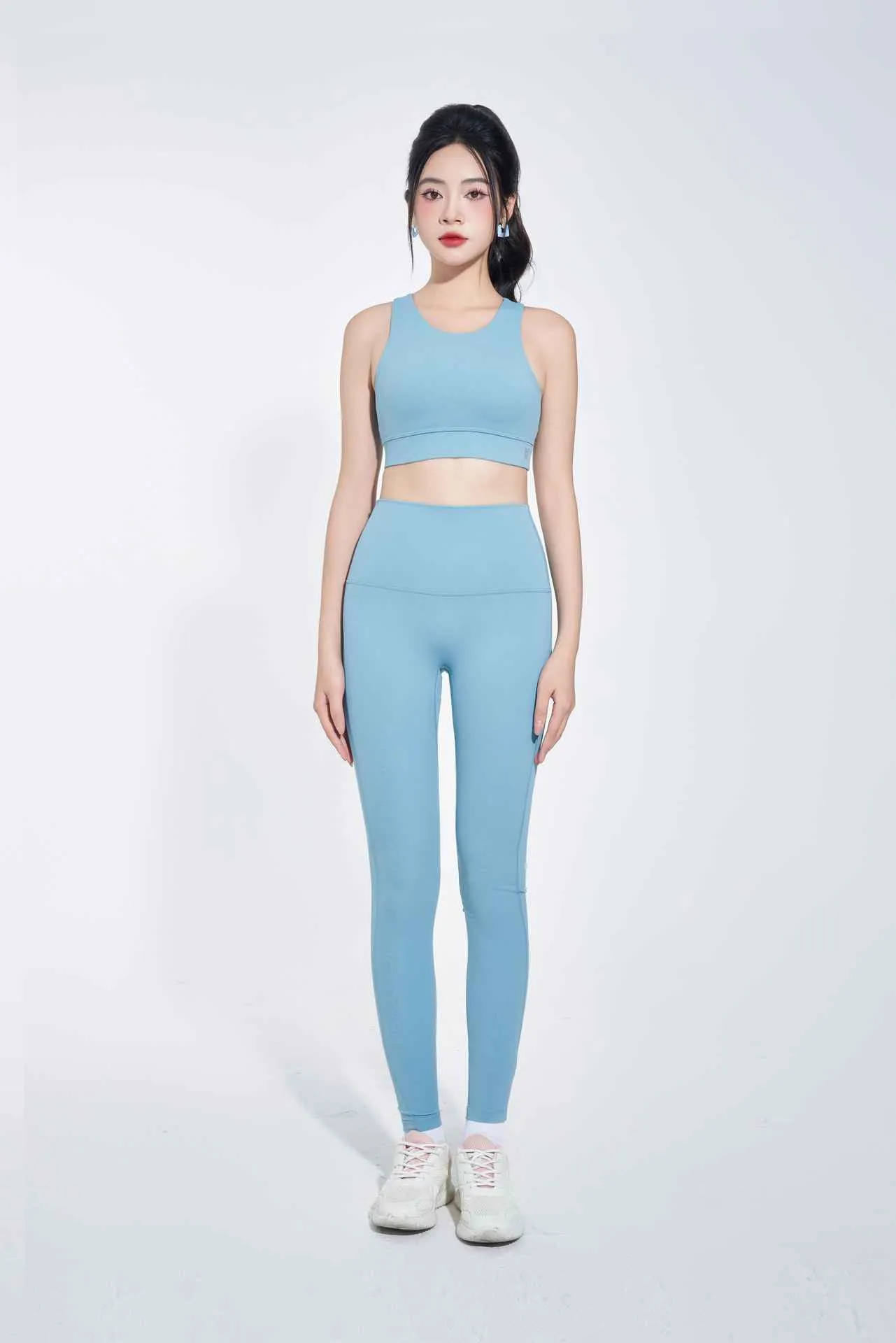 Áo A12 ba lỗ màu xanh dương nhạt