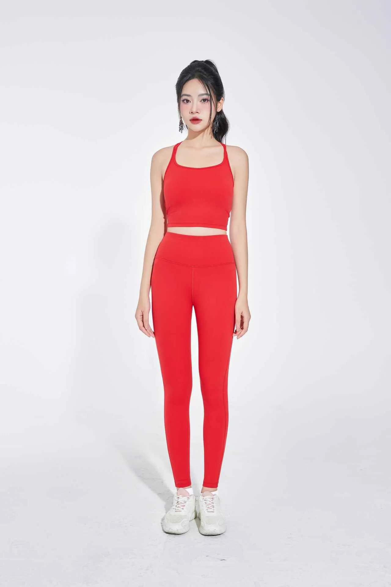 Áo bra đan dây mút đúc màu đỏ tươi